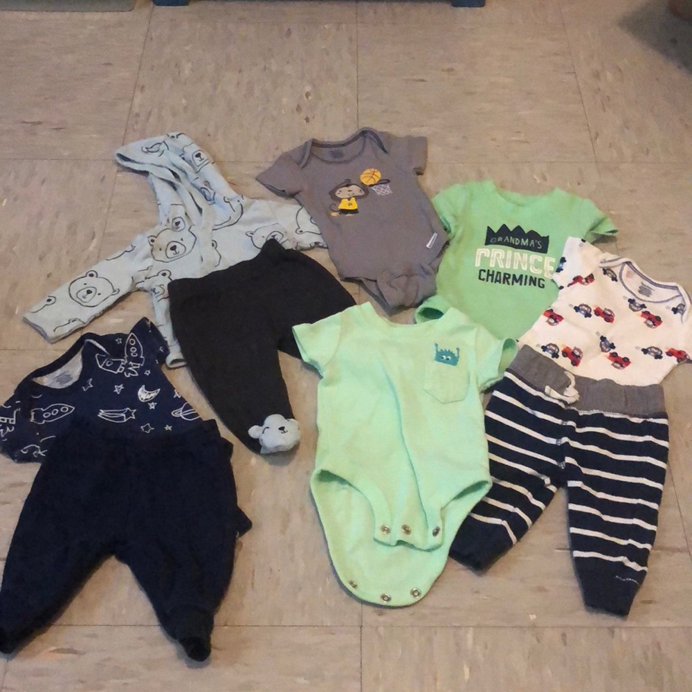 Newborn boys clothing bundle!